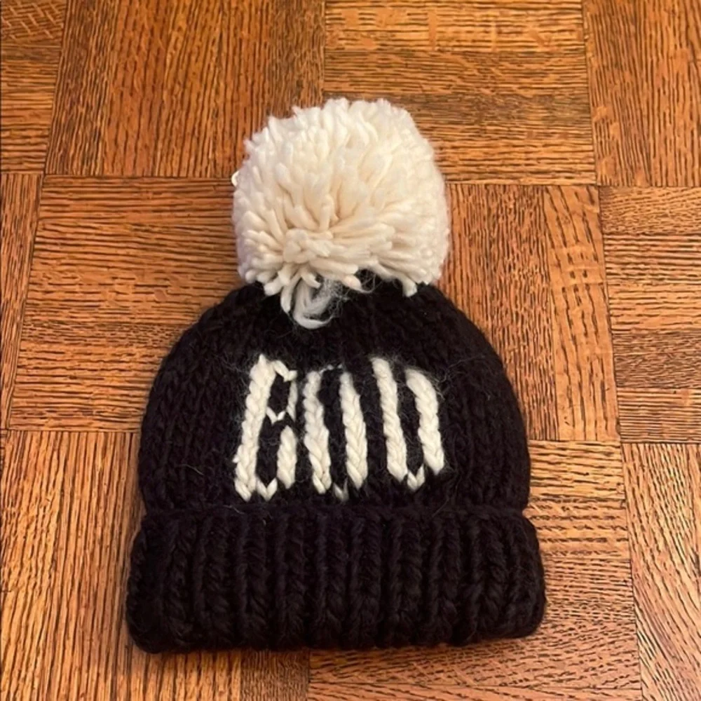 Huggalugs Baby Black and White Pom-Pom BOO Beanie